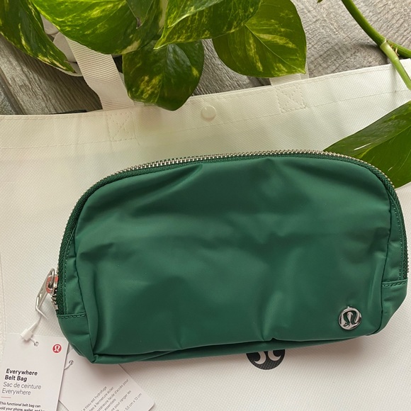 lululemon bag warranty Amazon.com: LULULEMON NEW SHOPPING LUNCH GYM TOTE BAG YOGA DANCE TENNIS  GOLF GYM BEACH SKATE : Home & Kitchen